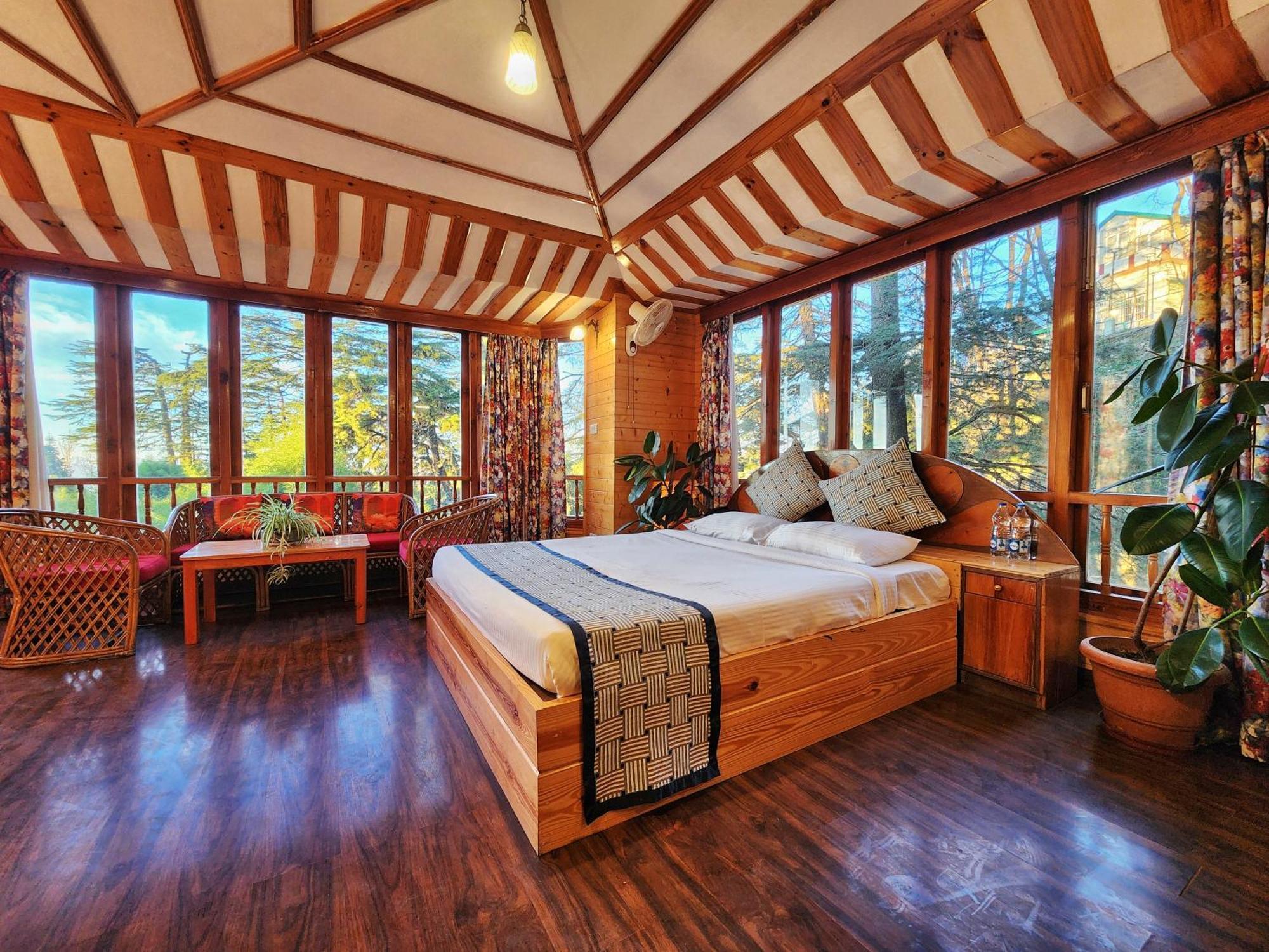 Hotel Pineview Simlá Kültér fotó